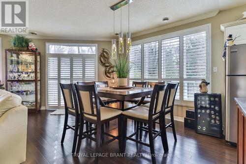 #104 - 255 Keats Way, Waterloo, ON - Indoor Photo Showing Dining Room