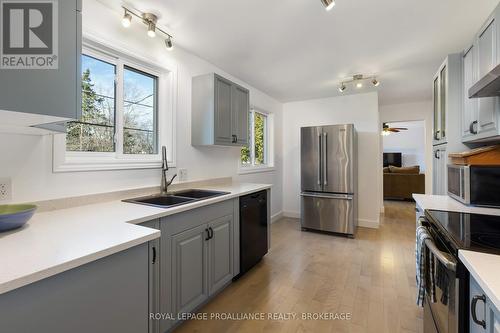 687 Carnaby Street, Kingston (South Of Taylor-Kidd Blvd), ON - Indoor Photo Showing Kitchen With Double Sink