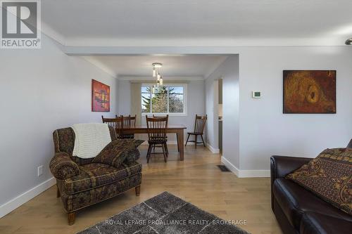 687 Carnaby Street, Kingston (South Of Taylor-Kidd Blvd), ON - Indoor Photo Showing Living Room