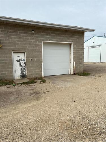 B 559 10Th St E Street, Brandon, MB 