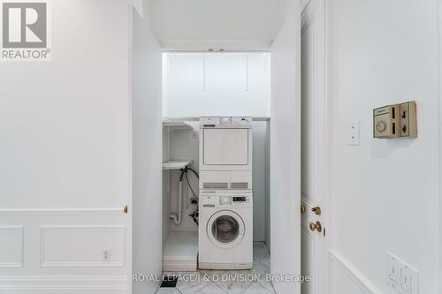 1108/09 - 914 Yonge Street, Toronto, ON - Indoor Photo Showing Laundry Room