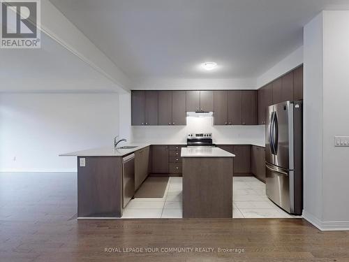 187 Landolfi Way, Bradford West Gwillimbury, ON - Indoor Photo Showing Kitchen