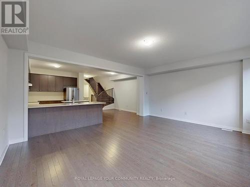 187 Landolfi Way, Bradford West Gwillimbury, ON - Indoor Photo Showing Kitchen