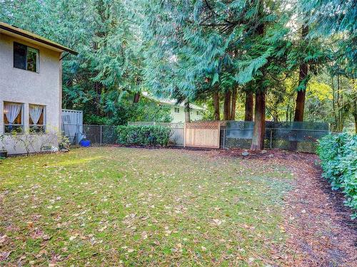 5180 Rutli Meadows Pl, Saanich, BC 