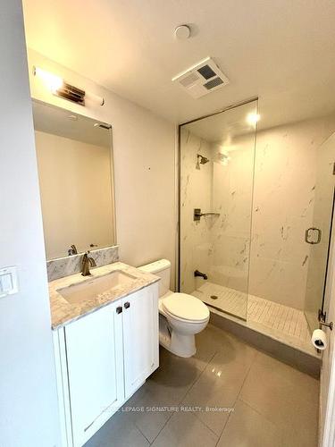 617-1888 Bayview Ave, Toronto, ON - Indoor Photo Showing Bathroom