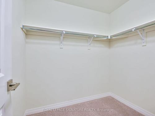 3152 Searidge St, Severn, ON - Indoor With Storage