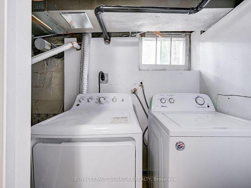 Ll-1 Worthington Cres, Toronto, ON - Indoor Photo Showing Laundry Room