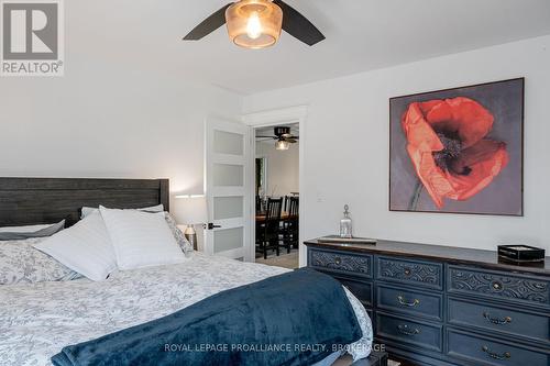 4422 Highway 15, Kingston, ON - Indoor Photo Showing Bedroom