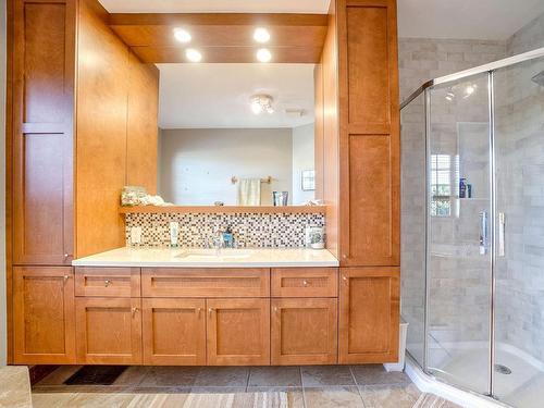 Salle de bains - 13398 Rue Gladu, Mirabel, QC - Indoor Photo Showing Bathroom