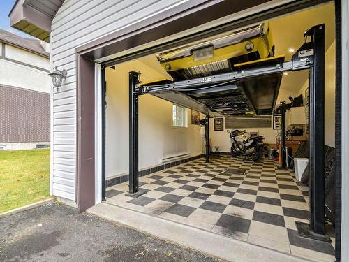 Garage - 13398 Rue Gladu, Mirabel, QC - Outdoor With Exterior