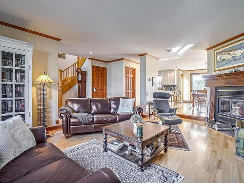 Salon - 13398 Rue Gladu, Mirabel, QC - Indoor Photo Showing Living Room With Fireplace