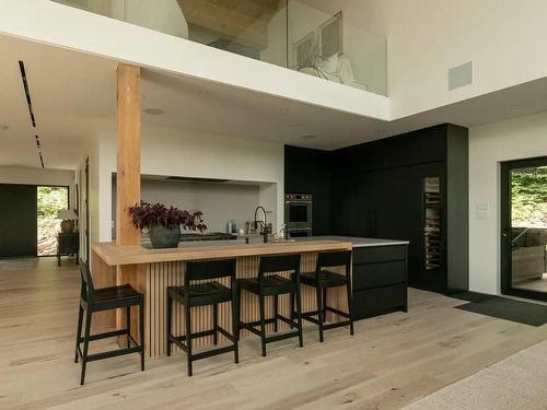 Kitchen - 30 Mtée De Kicking Horse, Morin-Heights, QC - Indoor Photo Showing Dining Room