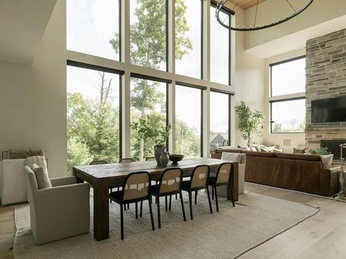 Dining room - 30 Mtée De Kicking Horse, Morin-Heights, QC - Indoor Photo Showing Dining Room