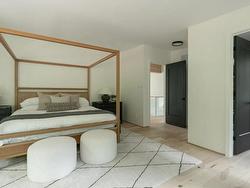 Master bedroom - 