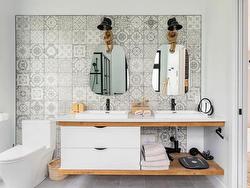 Ensuite bathroom - 