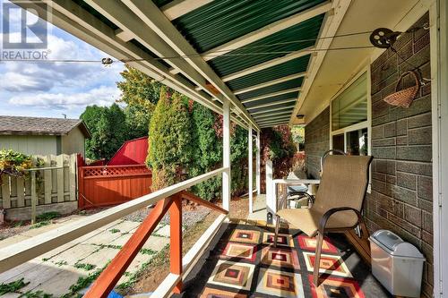 185 Yew Street, Kamloops, BC - Outdoor With Exterior