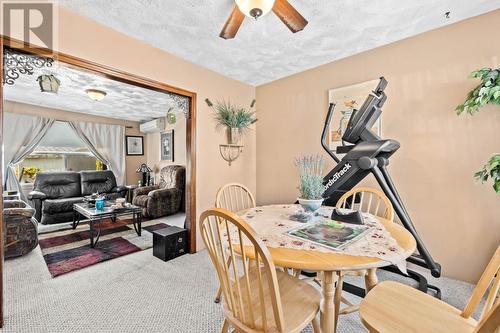 185 Yew Street, Kamloops, BC - Indoor