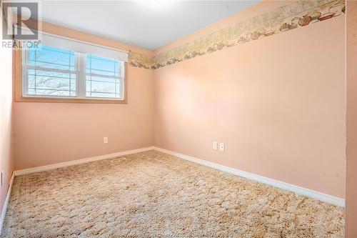 74 Wedgewood Avenue, Chatham, ON - Indoor Photo Showing Other Room