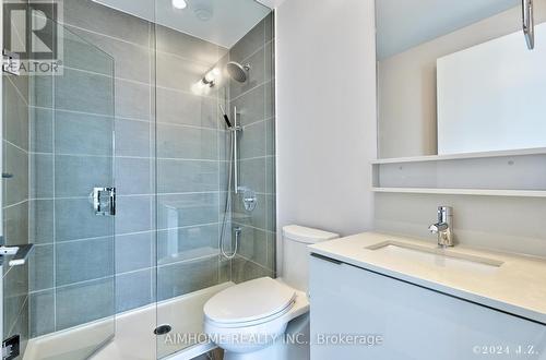 2209 - 898 Portage Parkway, Vaughan, ON - Indoor Photo Showing Bathroom