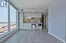 2209 - 898 Portage Parkway, Vaughan, ON  - Indoor Photo Showing Kitchen 