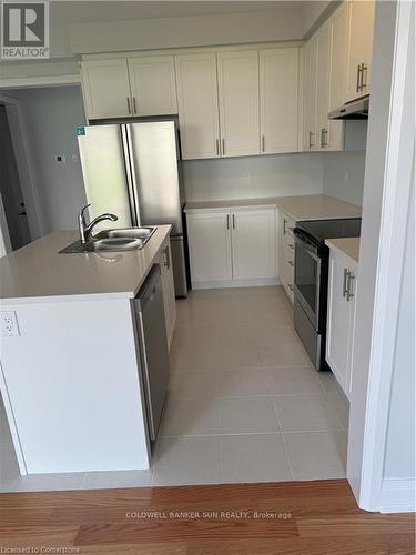 143 Cole Terrace, Woodstock, ON - Indoor Photo Showing Kitchen