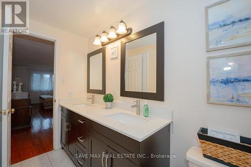 6 Campkin Street, Brampton, ON - Indoor Photo Showing Bathroom