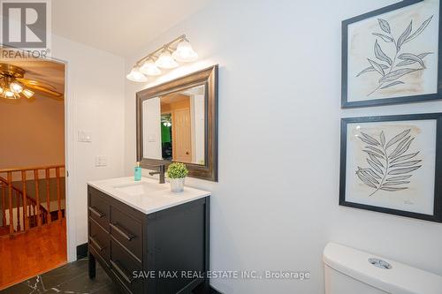 6 Campkin Street, Brampton, ON - Indoor Photo Showing Bathroom