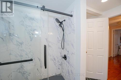 6 Campkin Street, Brampton, ON - Indoor Photo Showing Bathroom