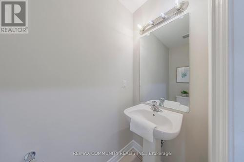 14 Mohandas Drive, Markham, ON - Indoor Photo Showing Bathroom