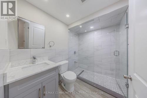 14 Mohandas Drive, Markham, ON - Indoor Photo Showing Bathroom