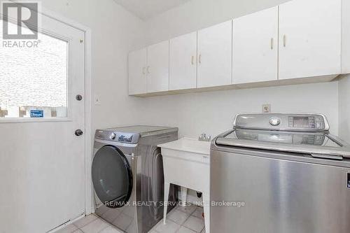 1752 Broadoak Crescent, Pickering, ON - Indoor Photo Showing Laundry Room