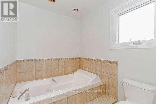 1752 Broadoak Crescent, Pickering, ON - Indoor Photo Showing Bathroom