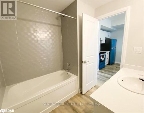 50 - 6705 Cropp Street, Niagara Falls, ON - Indoor Photo Showing Bathroom