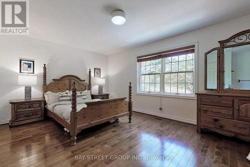 902 Shaver Road, Hamilton, ON - Indoor Photo Showing Bedroom