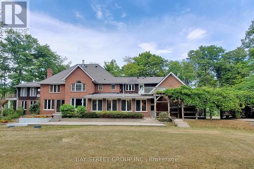 902 Shaver Road, Hamilton, ON - Outdoor With Facade