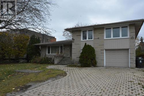 33 Hawksbury Drive, Toronto, ON - Outdoor