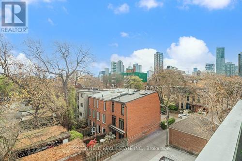 3 - 185 Carlton Street, Toronto, ON - Outdoor