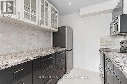 3 - 185 Carlton Street, Toronto, ON - Indoor Photo Showing Kitchen