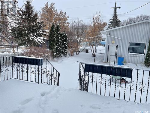 422 R Avenue N, Saskatoon, SK - Outdoor