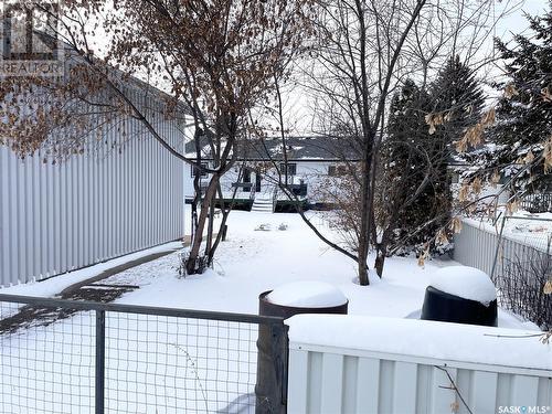 422 R Avenue N, Saskatoon, SK - Outdoor