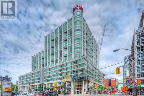 618 - 36 Blue Jays Way, Toronto, ON - Outdoor With Facade