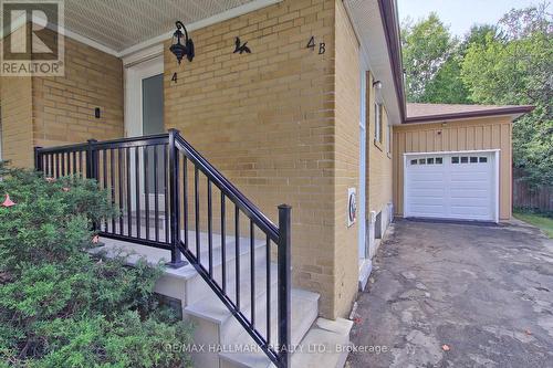 4 Corbett Crescent, Aurora, ON - Outdoor With Exterior