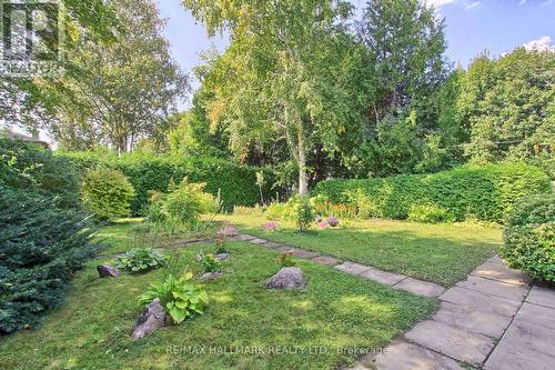 4 Corbett Crescent, Aurora, ON - Outdoor