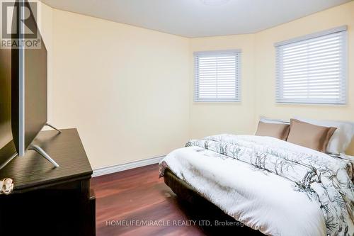 139 Livingstone Street, Barrie, ON - Indoor Photo Showing Bedroom