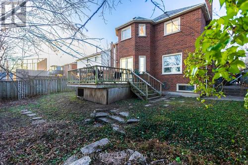 139 Livingstone Street, Barrie, ON - Outdoor