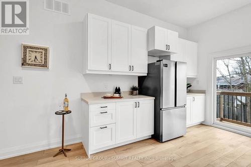 182 Commercial Street, Welland, ON - Indoor Photo Showing Kitchen