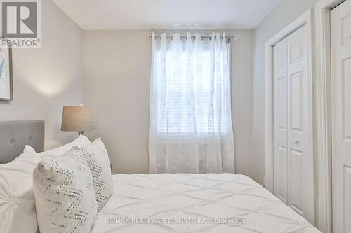 172 Sanatorium Road, Hamilton, ON - Indoor Photo Showing Bedroom