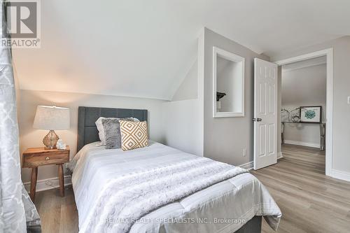 172 Sanatorium Road, Hamilton, ON - Indoor Photo Showing Bedroom