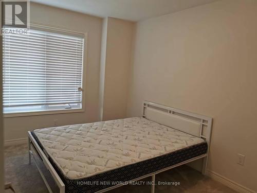 9517 Tallgrass Avenue, Niagara Falls, ON - Indoor Photo Showing Bedroom