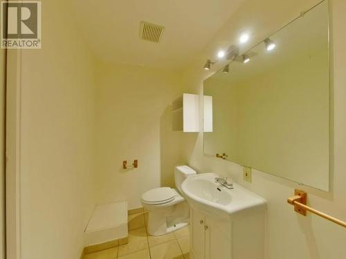 3463 Marine Ave, Powell River, BC - Indoor Photo Showing Bathroom